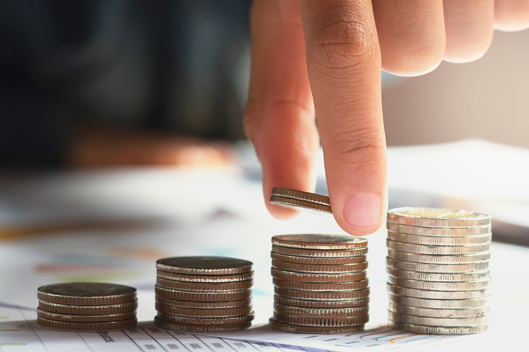 Cooperative Purchasing Billboard Hand stacking coins